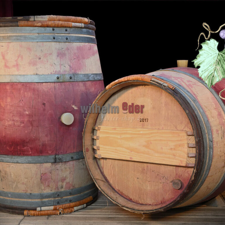 Frisch entleerte Château Traditional Fässer aus einem der bekanntesten und renommiertesten Château der Welt - Château Lafite-Rothschild.