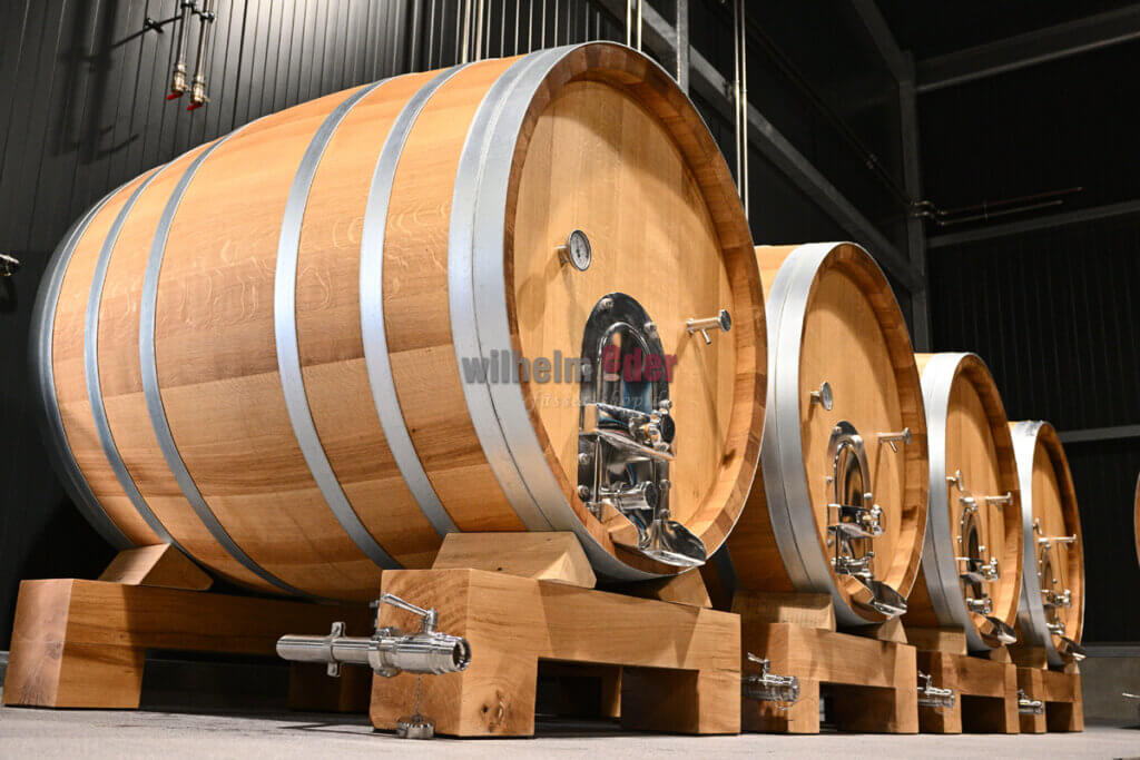 Großfässer 1000 Liter rund Großfässer 1000 Liter rund